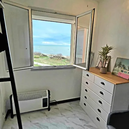 Appartement Superbe Avec Vue Au Mole *