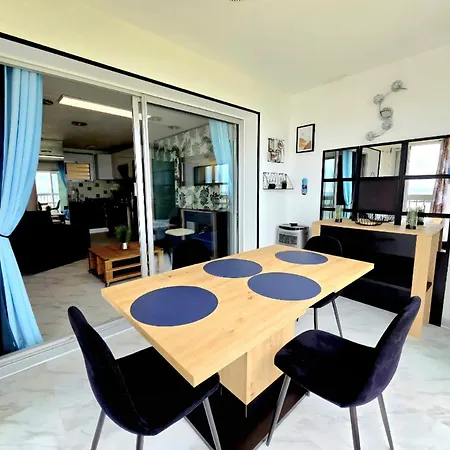 Superbe Avec Vue Au Mole Appartement *